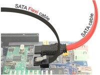 DeLock SATA3-Kabel schwarz, Clip, flexibel, 30 cm, Datenanschluss